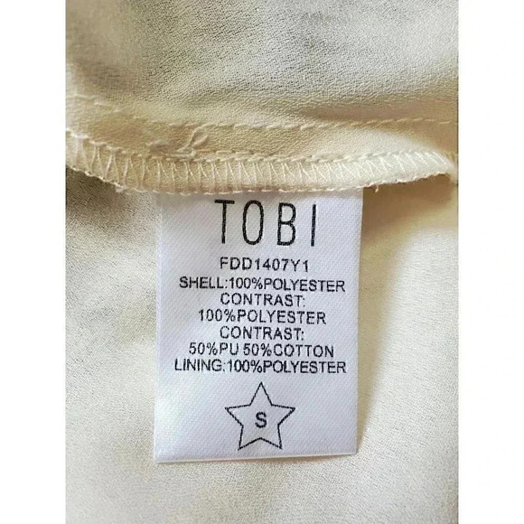 Tobi TURN IT LOOSE DRESS IN CREAM & BLACK snakeskin print sz small - Picture 4 of 12